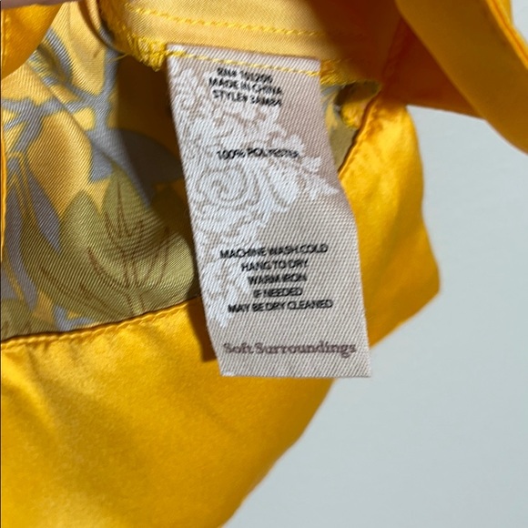 Soft Surroundings dandelion floral top PM - Picture 7 of 7